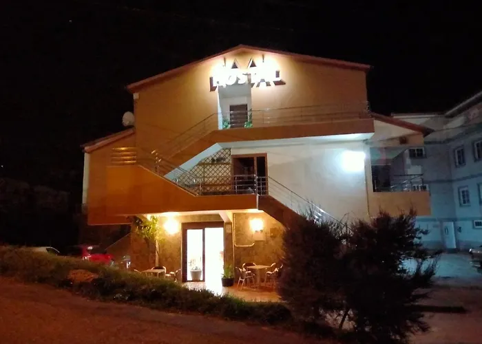 纽弗阿隆索旅馆